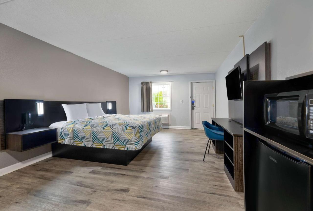 Hotel 6 Ky